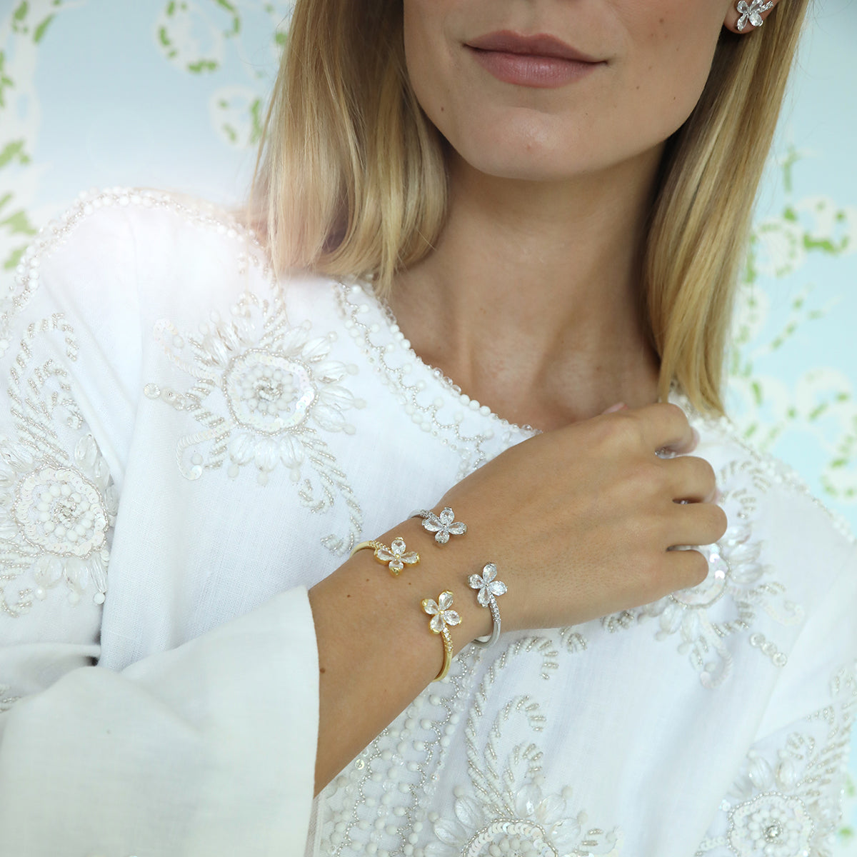 Iona Cuff in Yellow Gold