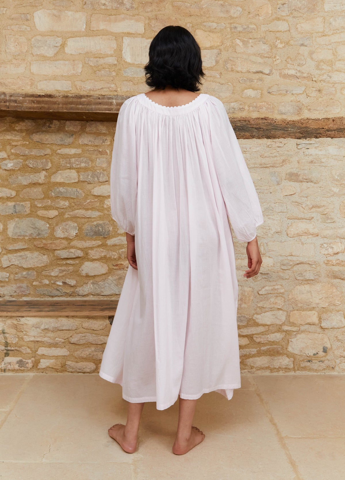 Isabel Scallop Nightdress in Pale Pink