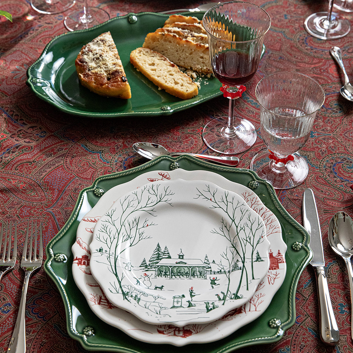 Berry & Thread 16" Platter in Basil