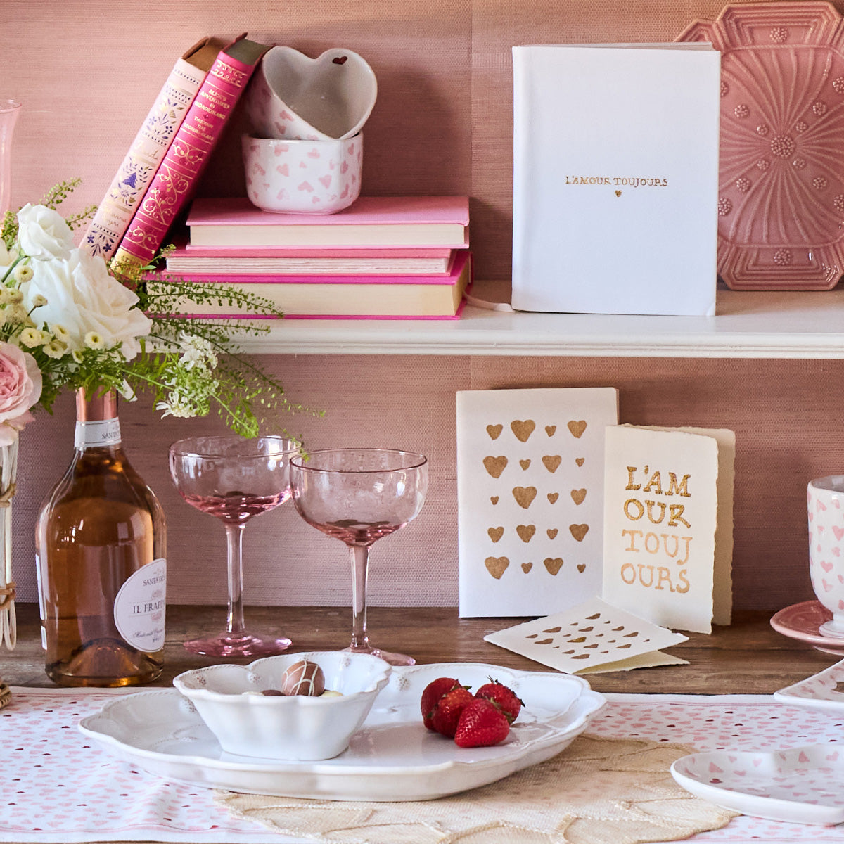 Berry & Thread 6.5" Heart Bowl in Whitewash