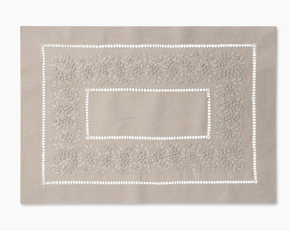 Jardin Monochrome Placemat in Six Colors