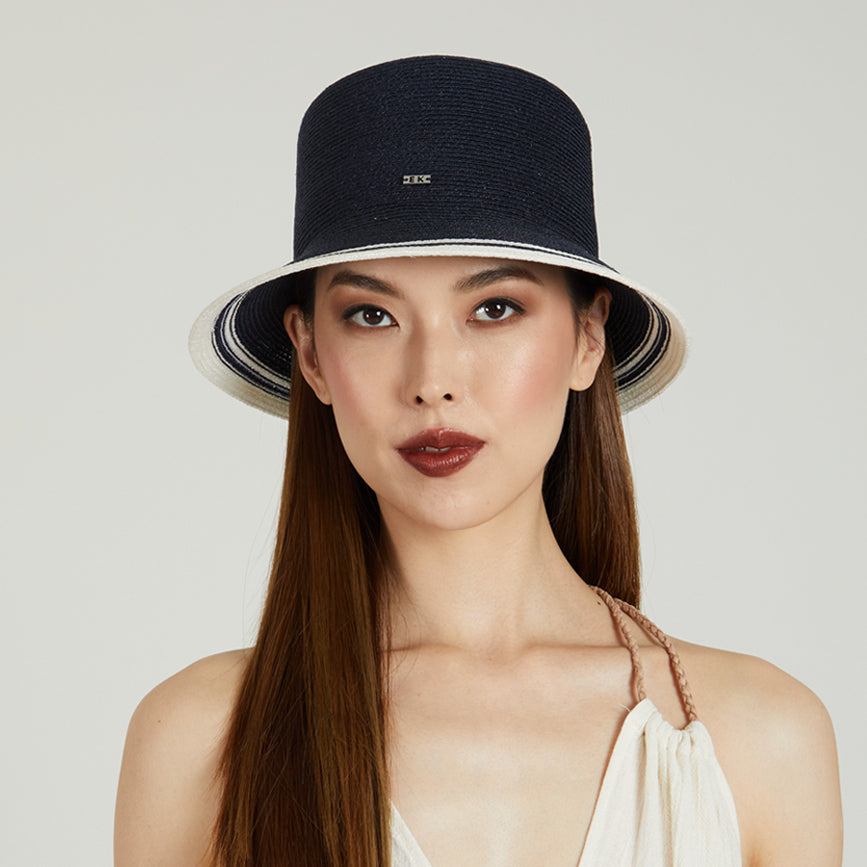 Jonah Packable Bucket Hat in Navy