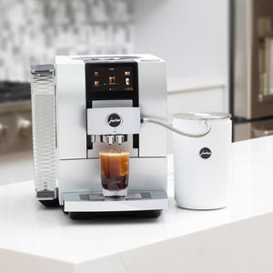 Z10 Fully Automatic Coffee Machine in Aluminum White