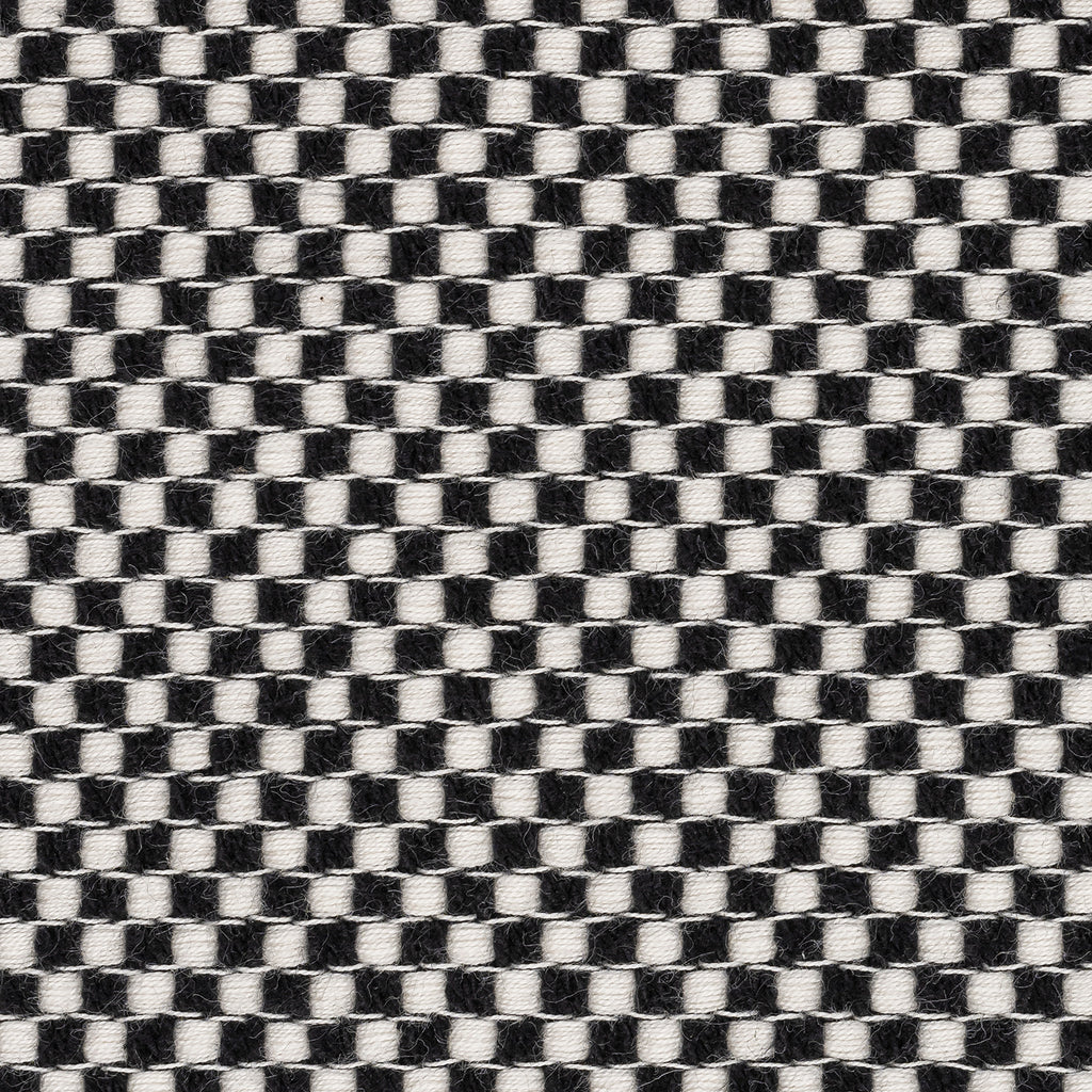 Jackson Coverlet in Black