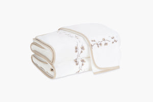 Jasmine Giza Bath Towel in Thistle