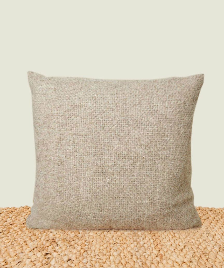Alpaca Basketweave Pillow / Oatmeal