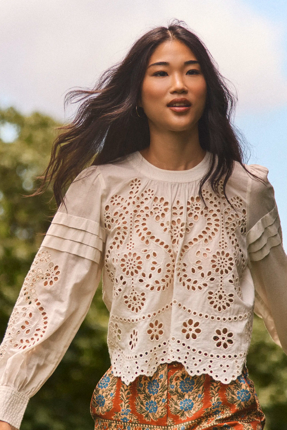 The Jennifer Top in ivory paired with the Juno Pant in Amber Glen Brown. 