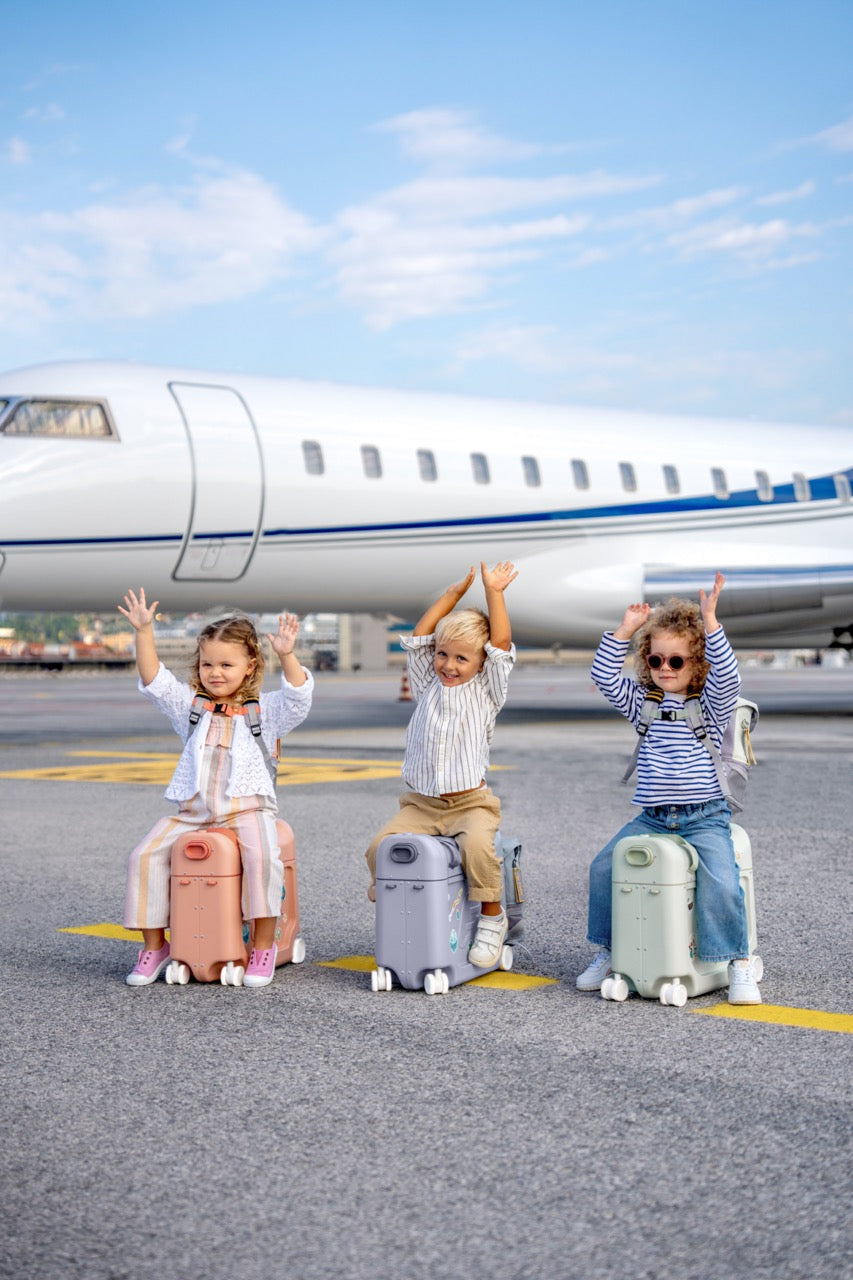 JetKids™ Travel Bundle in Coral Pink