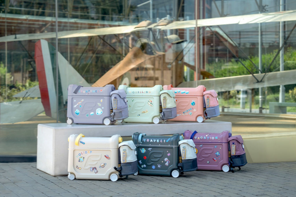 JetKids™ Travel Bundle in Midnight Grey