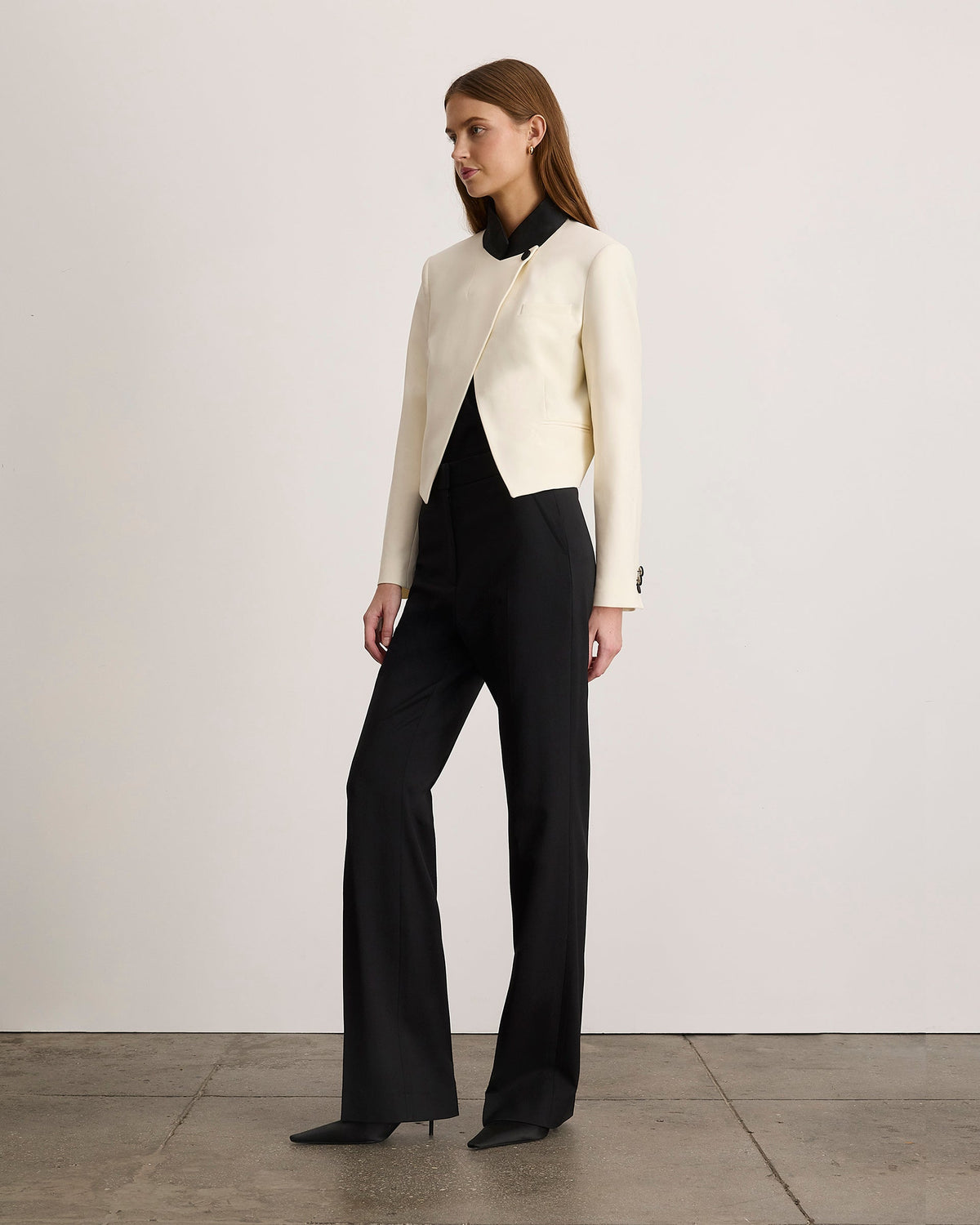 Julie Blazer in Ivory