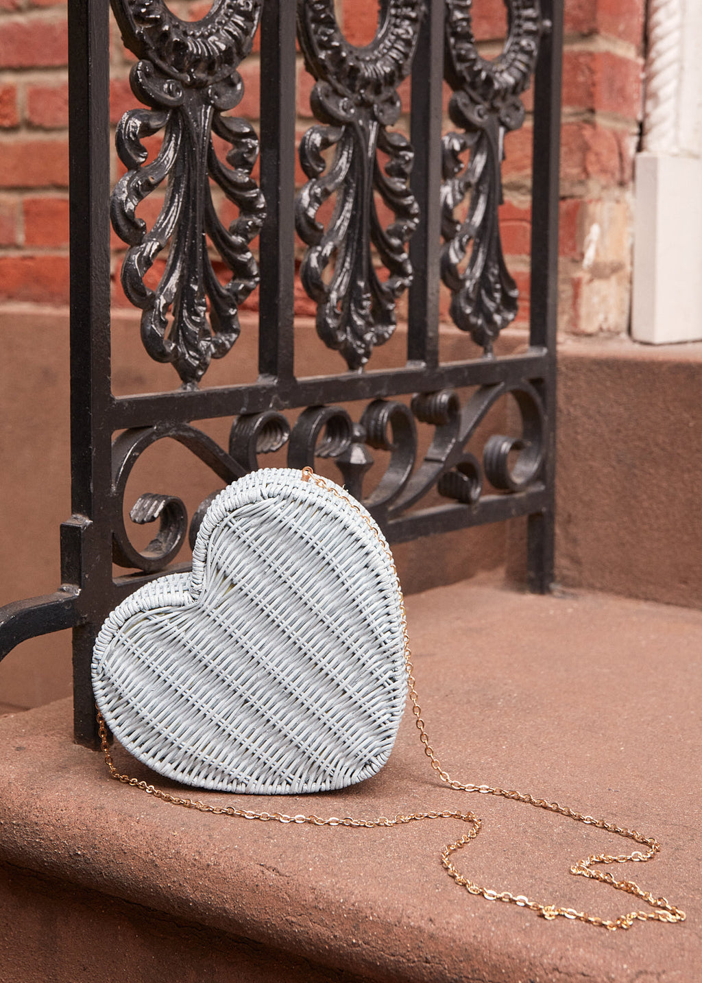 Sisal Heart Wicker Straw Clutch Bag in White