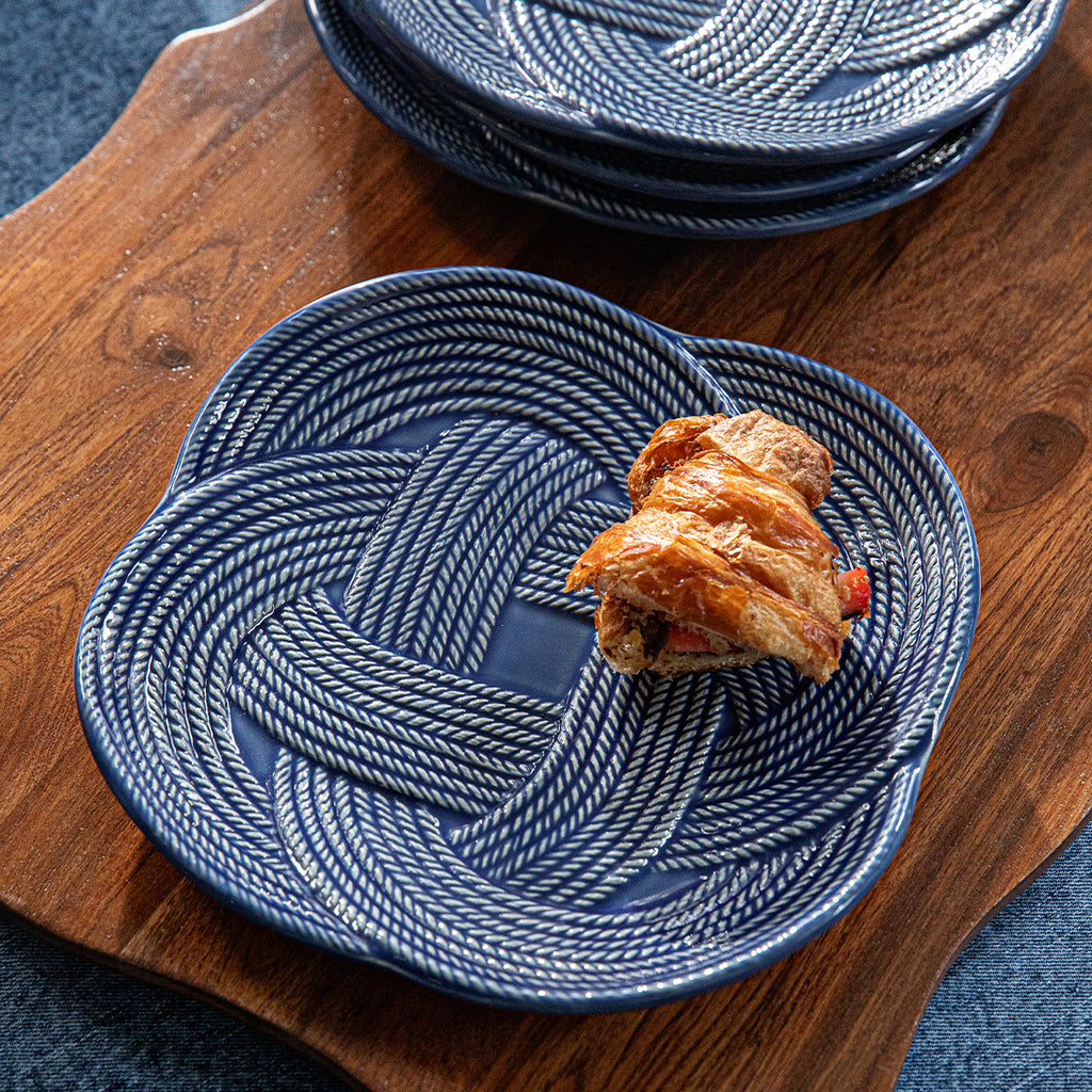 Le Panier Mystic Knot Dessert/Salad Plate in Denim