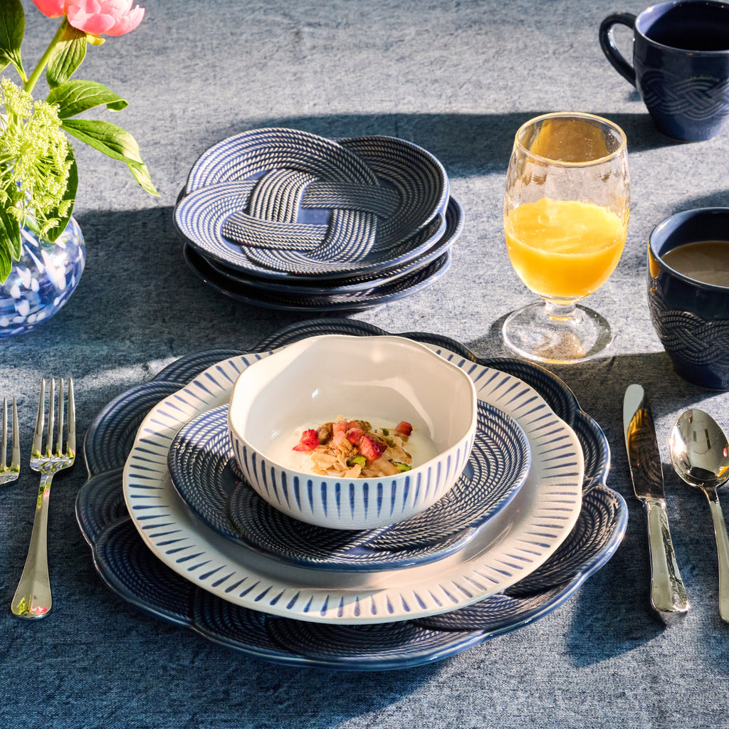 Le Panier Mystic Knot Dessert/Salad Plate in Denim