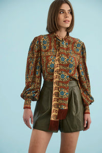 The Karis Blouse in Amber Glen Brown paired with Ashton Short in pine grove. 