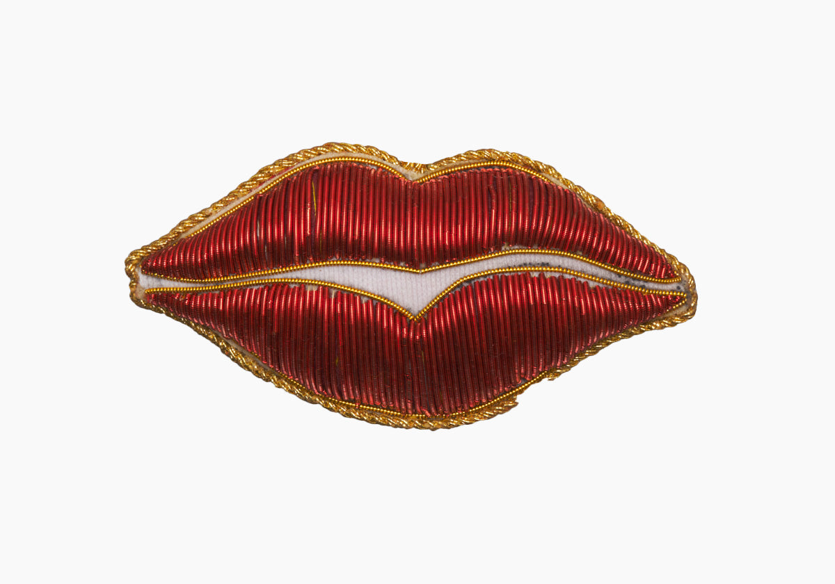 Henry Handwork Kiss Ornament - Thumbnail 3