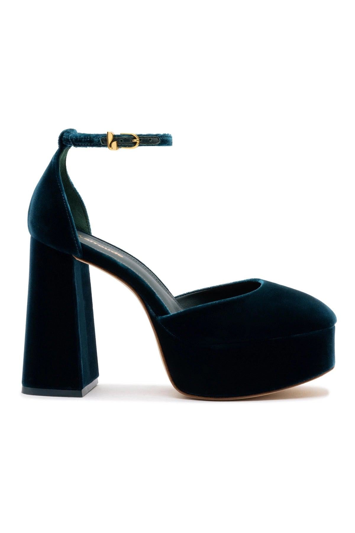 Ari Pump In Deepsea Velvet