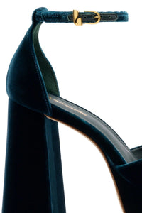 Ari Pump In Deepsea Velvet