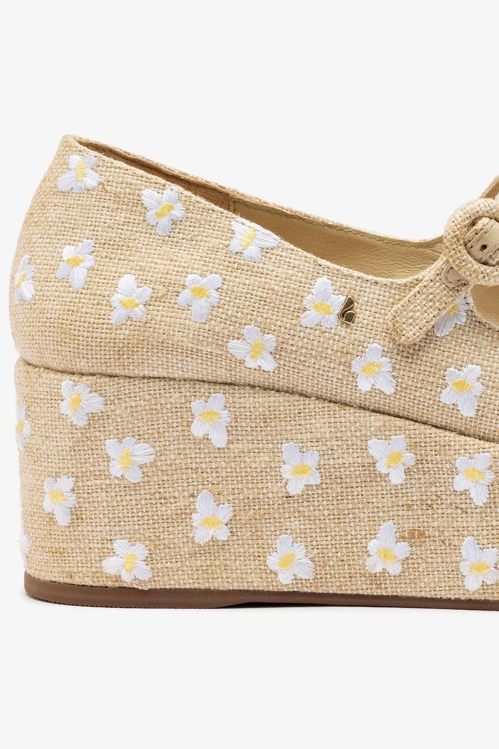 Blair Flatform In Raw Linen and Daisy Embroidery