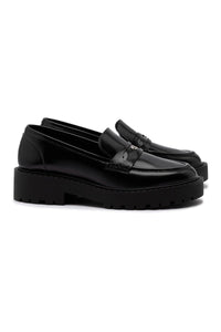 Suki Lugsole Loafer In Black Box Leather