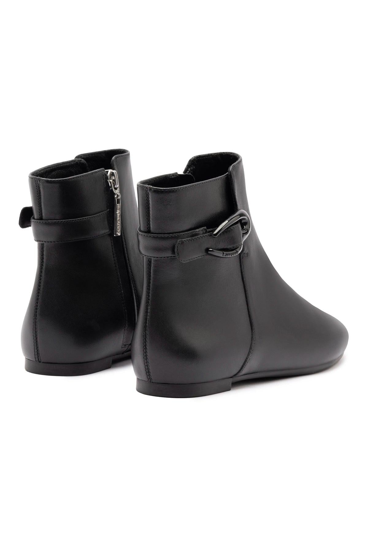 Mini Verona Boot In Black Leather