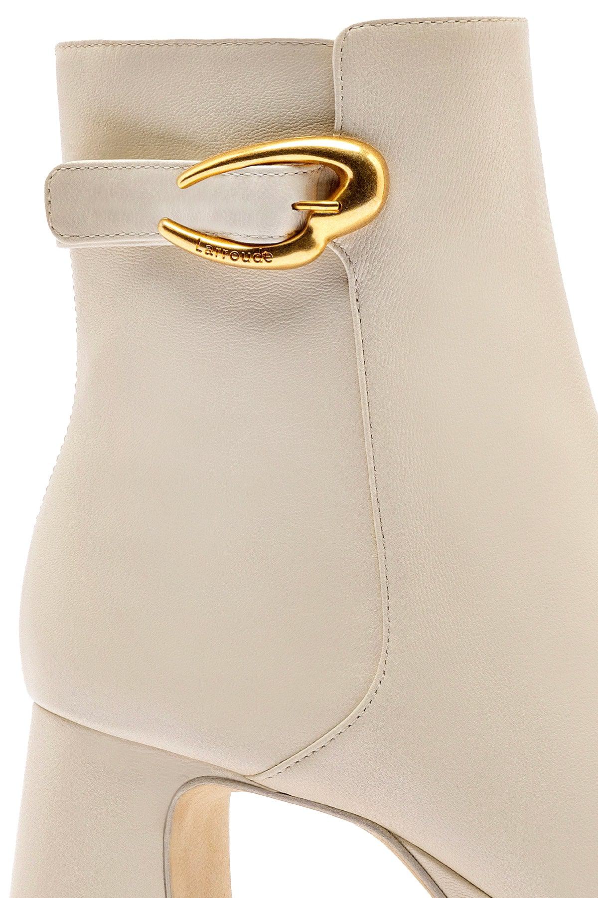 Dolly Verona Low Boot In Ivory Leather