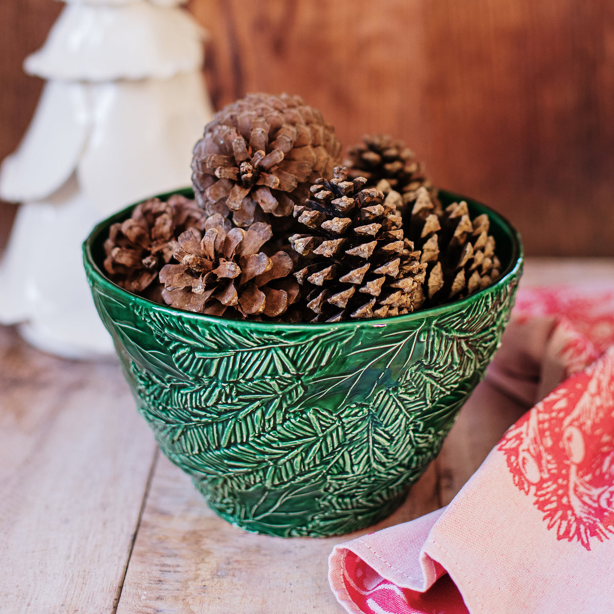 Lastra Holiday Figural Small Deep Bowl in Green