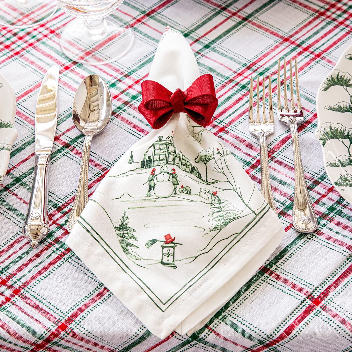 Country Estate Winter Frolic Napkin in Evergreen, Set of 4