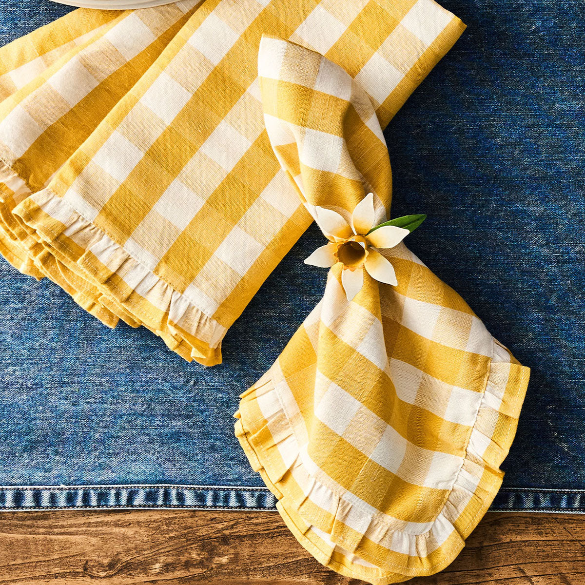 Gingham Ruffle Napkin in Sunshine, Set of 4