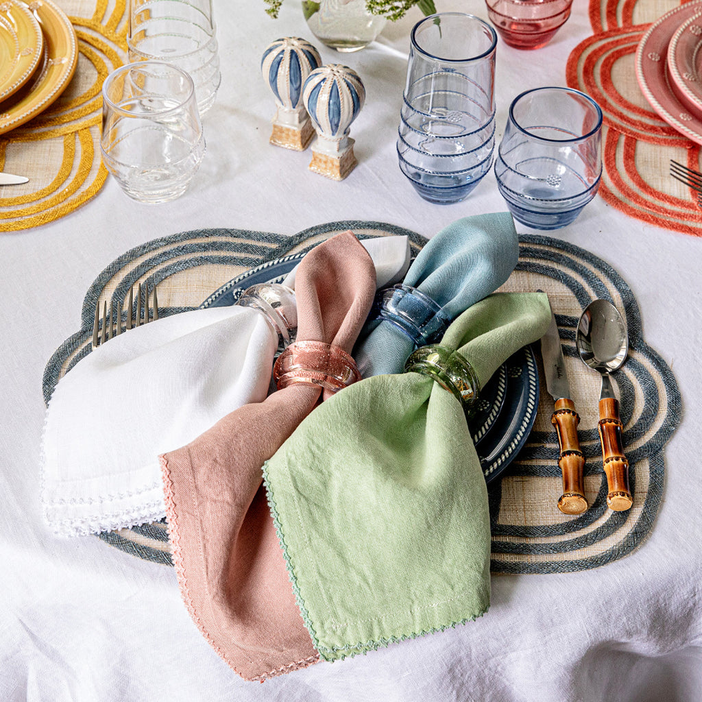 Berry Scallop Napkin in Light Green, Set of 4