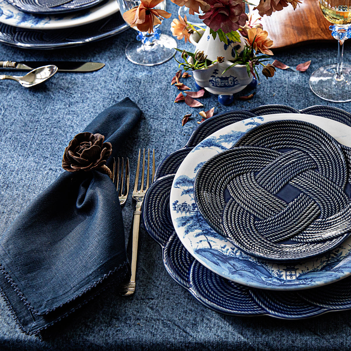 Berry Scallop Napkin in Navy, Set of 4