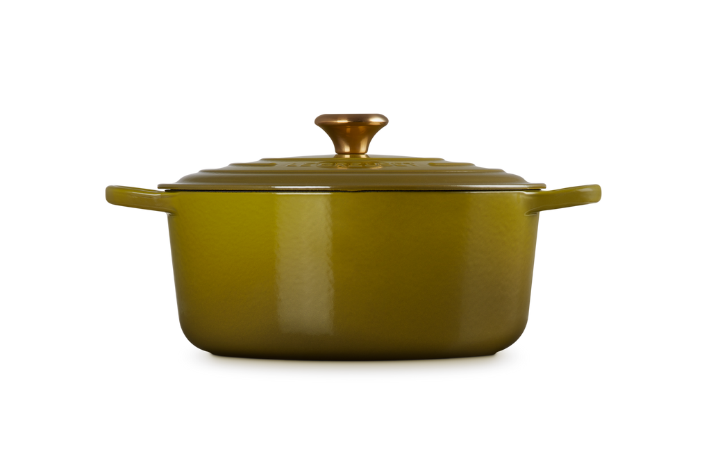 Signature Round Dutch Oven in Olive 5.5 qt.