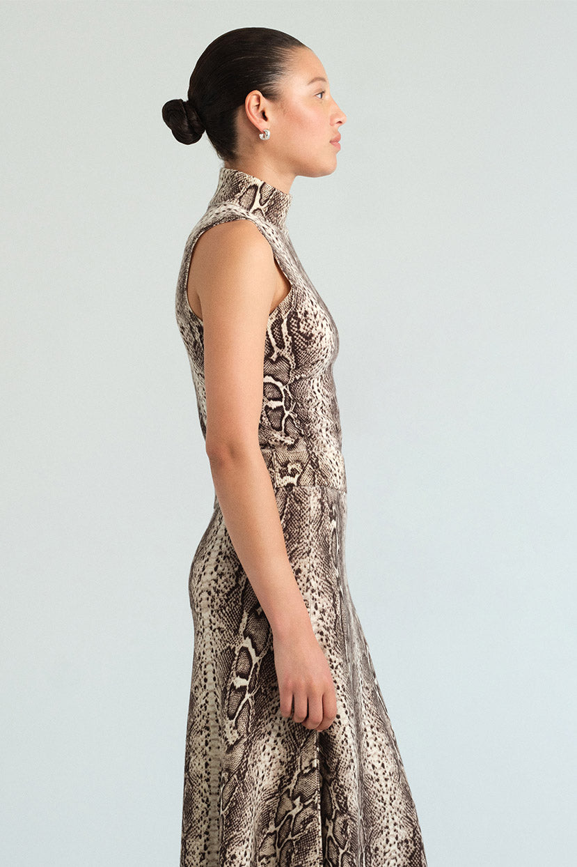 Dean Top in Oatmeal Snake