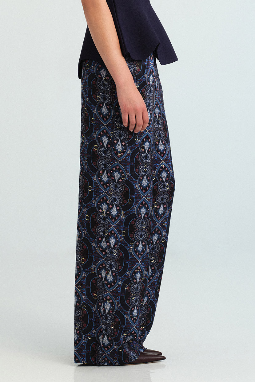 Girona Pant in Trove Merlot
