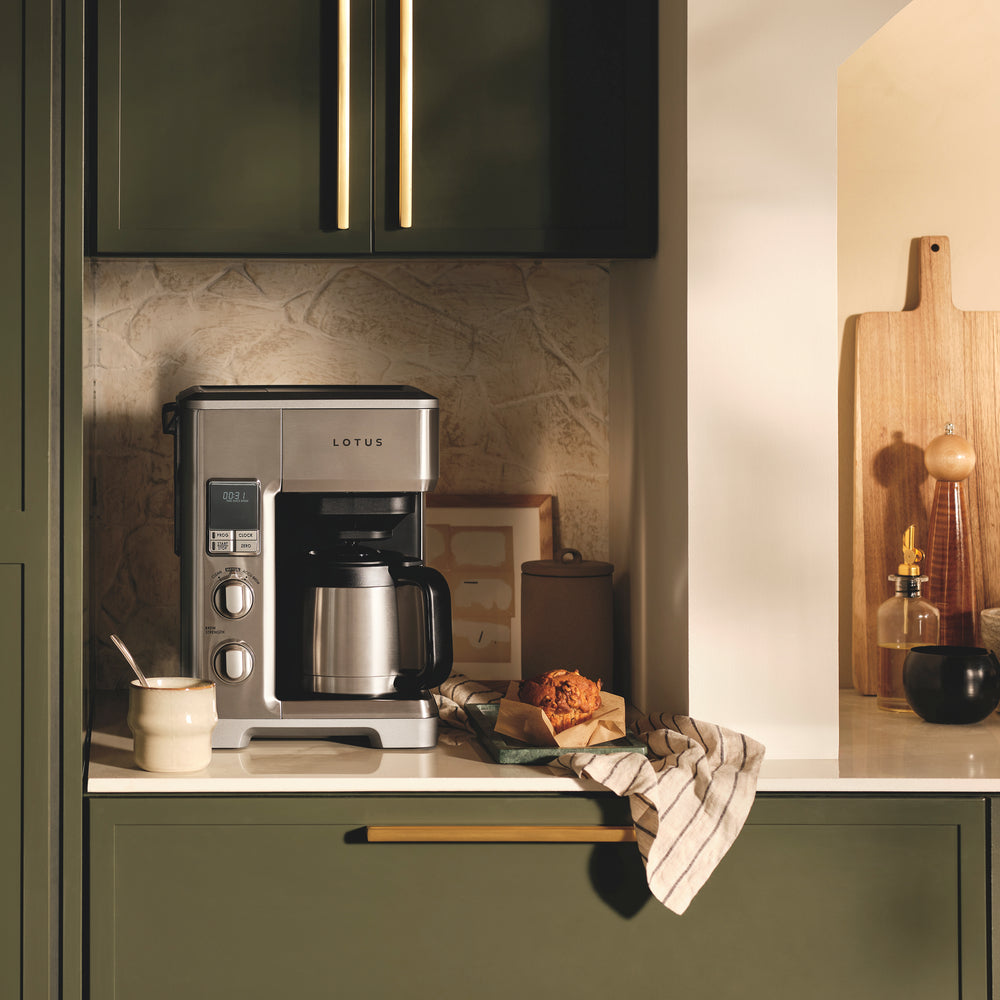 The Top Drip Coffee Maker with Grounds Scale