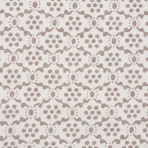 Laksha Tablecloth in Oak