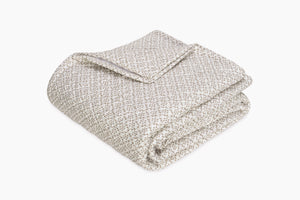 Laksha Quilt in Oak