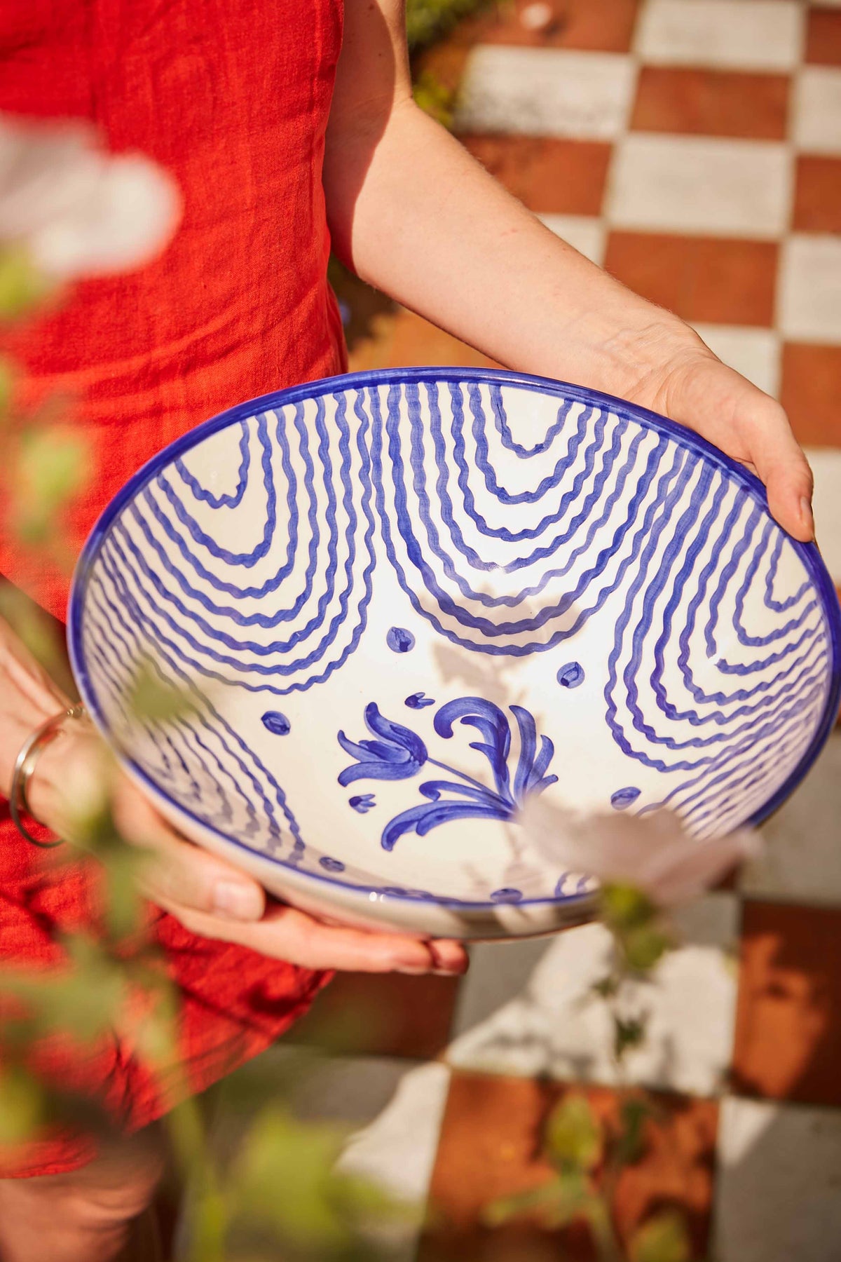 Flor Very Large Blue Serving Bowl