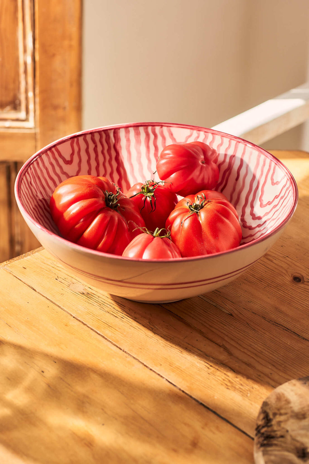Flor Very Large Pink Serving Bowl