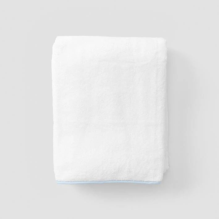 Signature Bath Towel in Light Blue