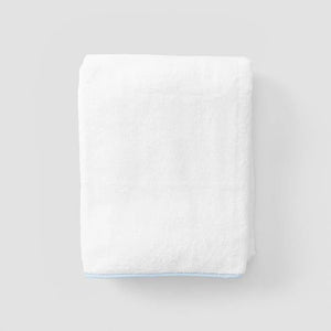 Signature Bath Towel in Light Blue