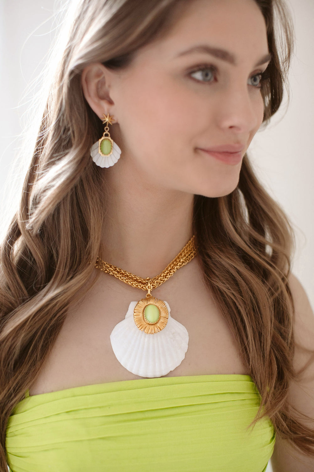 Liv Necklace