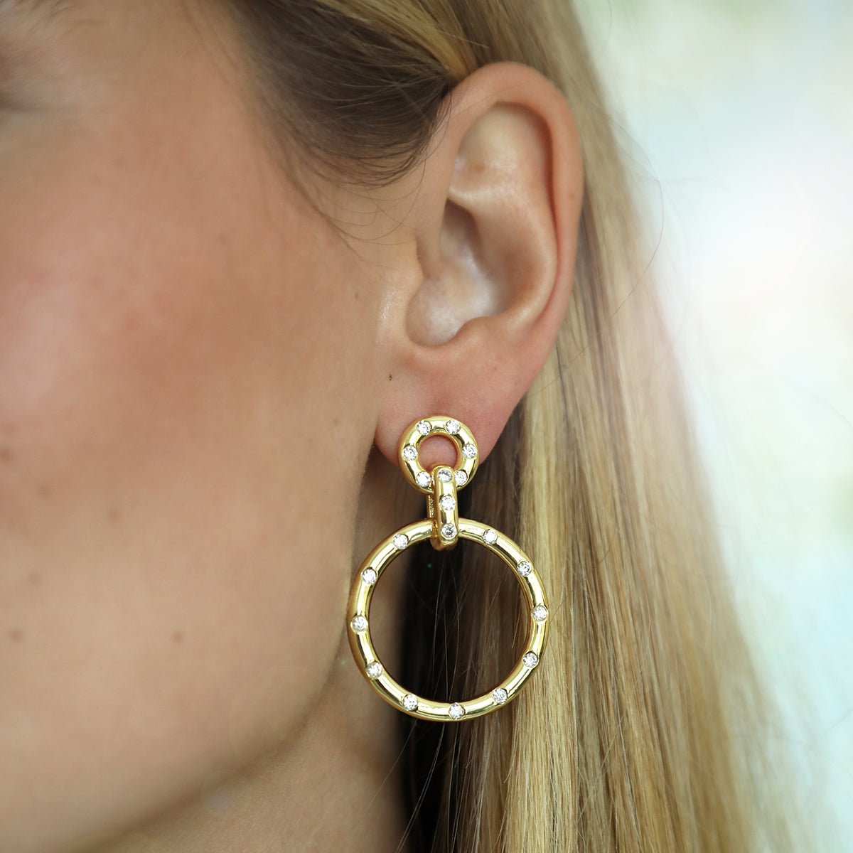 Livia Hoop in Gold