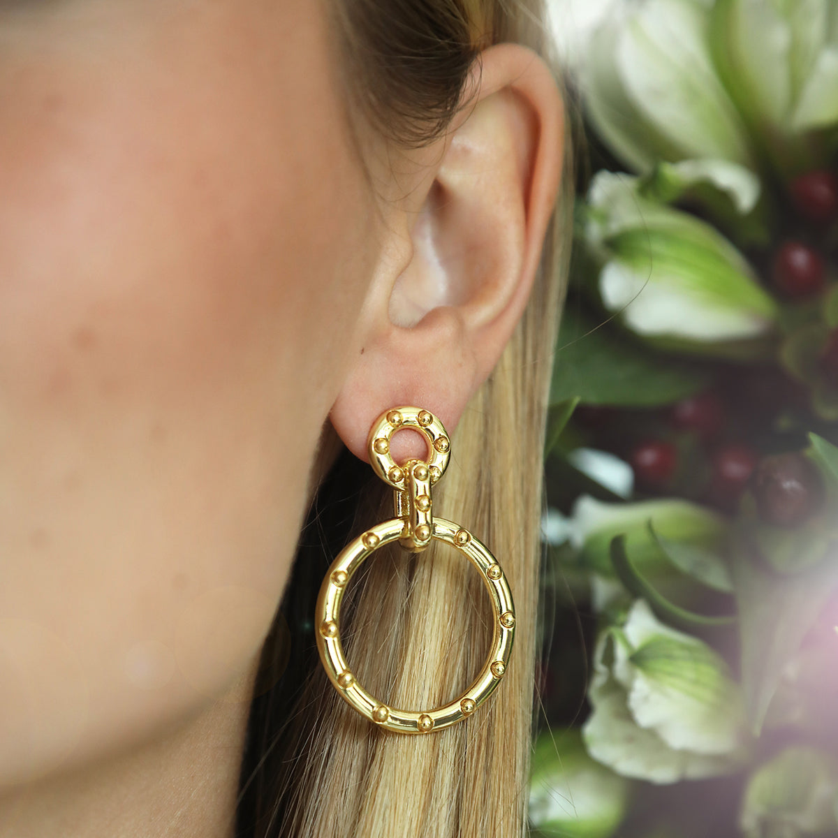 Livia Hoop in Gold