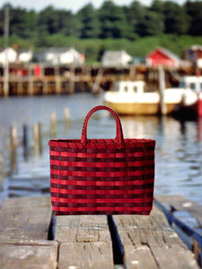 Retro-Travel Tote in Lobster Basket