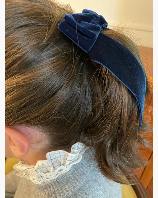 Large Velvet Long Tail Bow in Navy