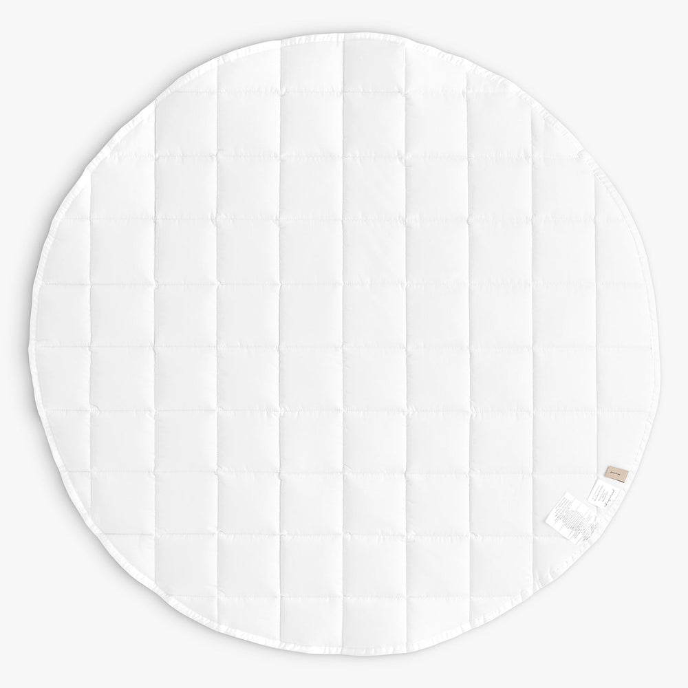 Picnic Gingham Play Mat in Green, Backside Solid White