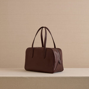 Archer 32 in Supple Soft Chocolate