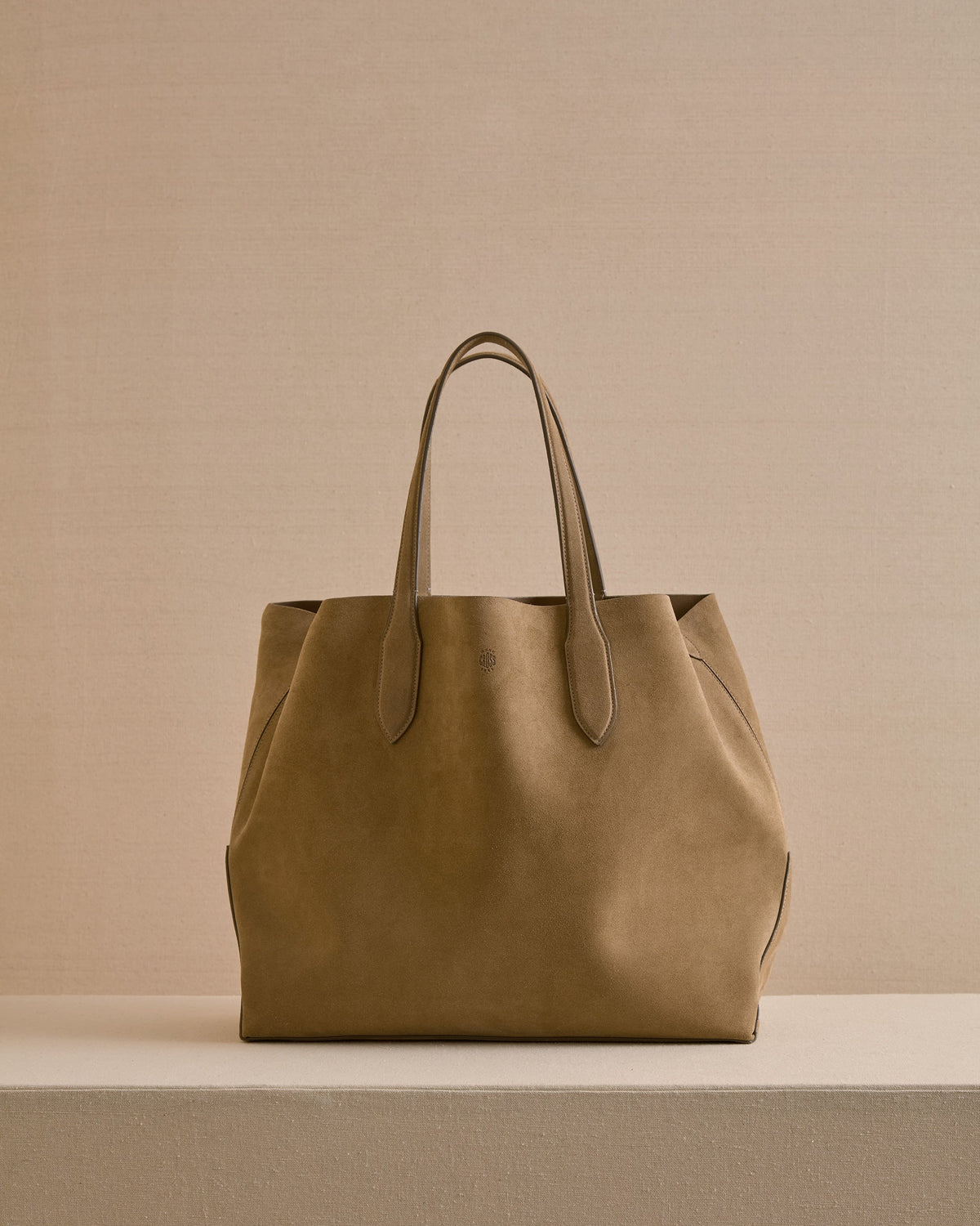 Eleanor 42 in Suede Mushroom