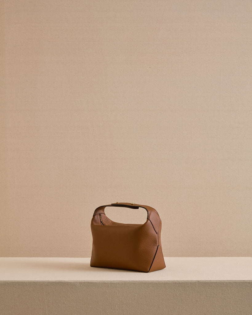 Mason 24 in Tumbled Grain Acorn