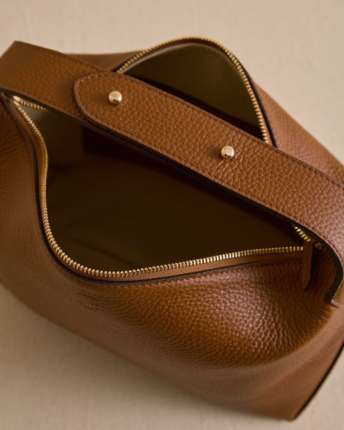Mason 24 in Tumbled Grain Acorn
